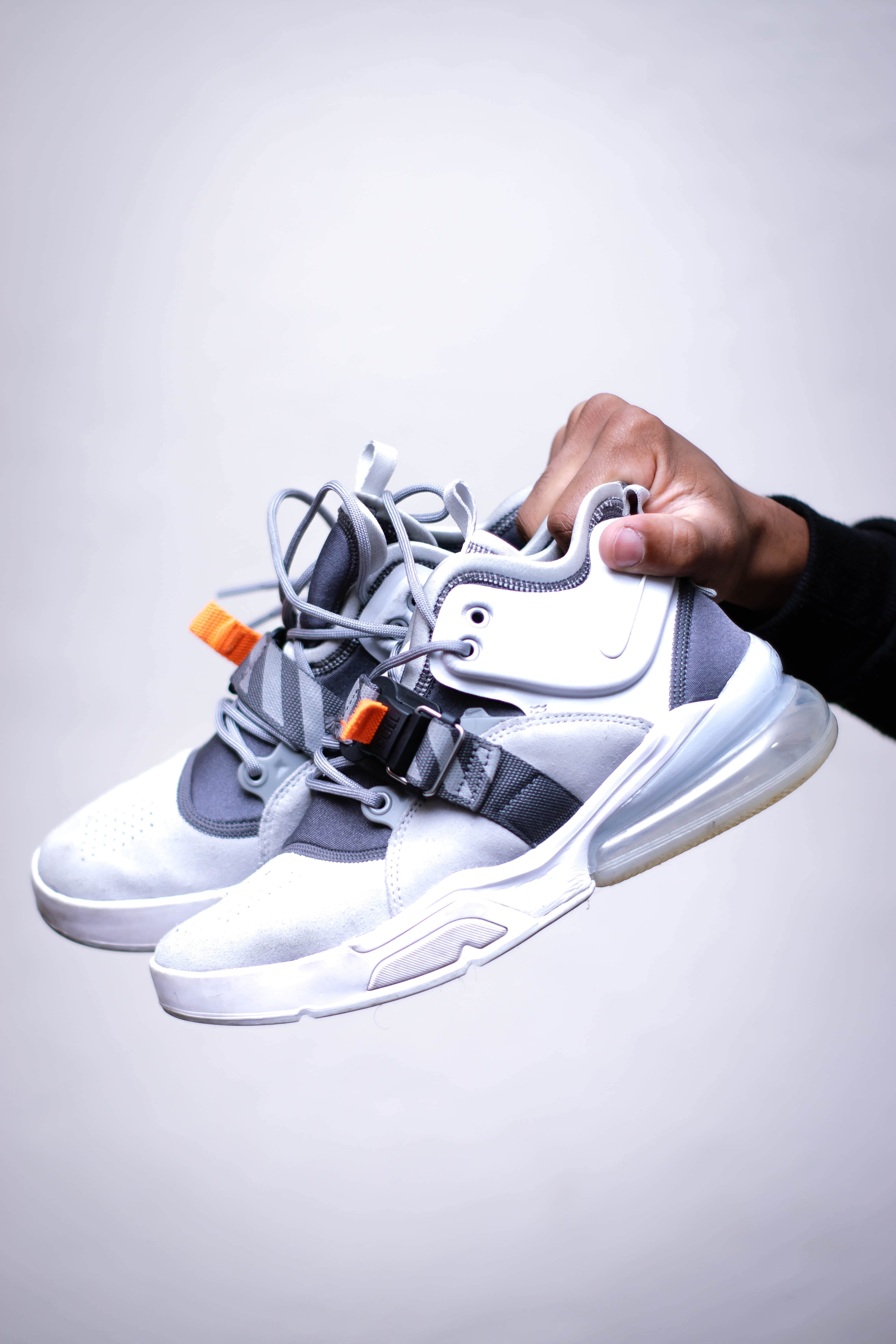 Nike Air Force 270